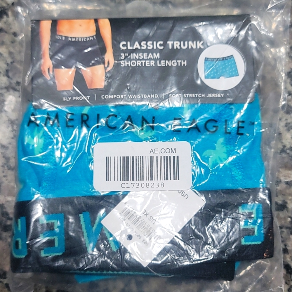 AE Classic Trunk 3" Inseam XL